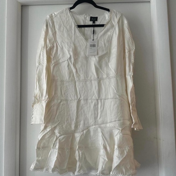 Bardot Elegant White Lace Trim Dress - Picture 6 of 6